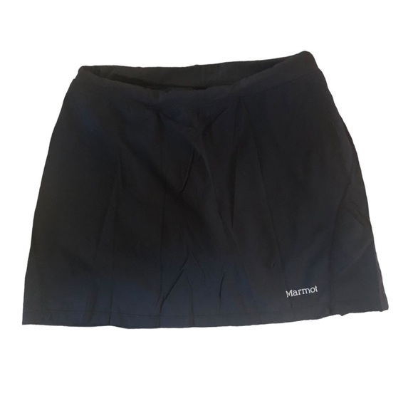 Marmot Active Outdoor Skort Black Size S Reflectors Logo Pull On Style Short - Picture 1 of 4